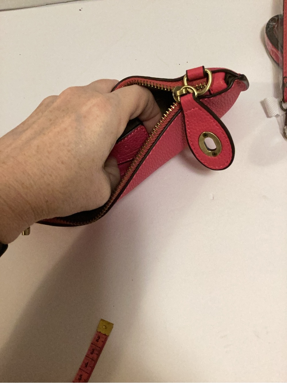 Joy Susan Hot Pink Pebbled Vegan Leather Wristlet/Crossbody Clutch - Picture 4 of 11